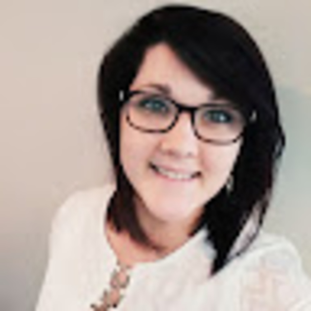 Meet your Posher, Saraya